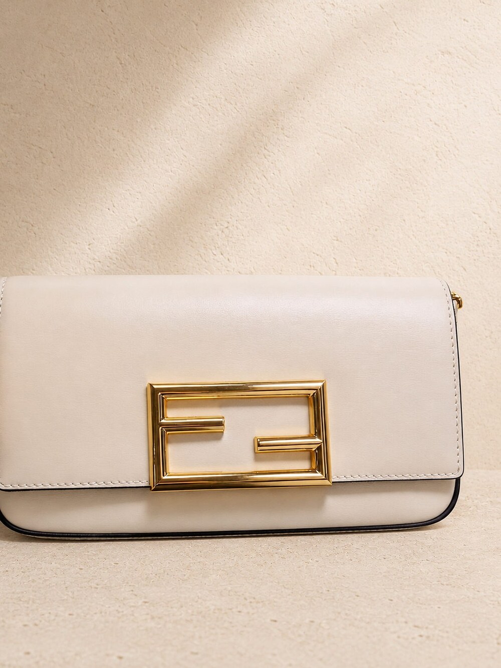 Fendi Smooth White Calfskin Purse with Gold FF Chain - Picture 7 of 8